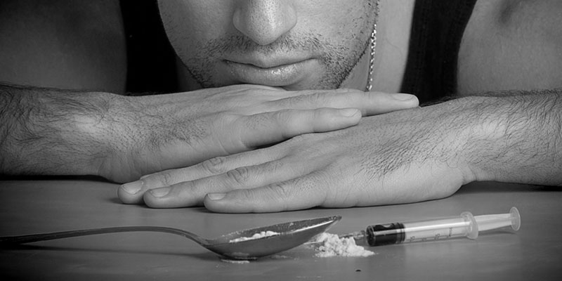 Fentanyl Addiction, Side Effects, and Rehab Treatment